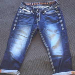 ROCK REVIVAL Capris!